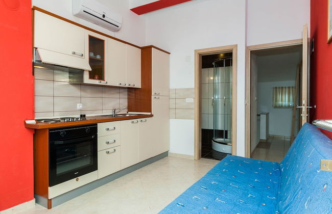 Cozy Apartments in Zadar With Sea and Mountain Views - Foto 17