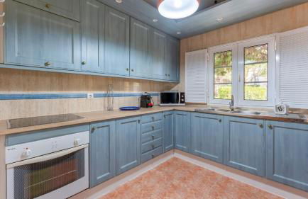 2 BDR House W/Terrace in Praia Verde by LovelyStay - Foto 8