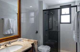 (1806) A 150 Metros da Praia do Leblon com Academia, Arrumação Diária, Vista Mar e Vista para o Cristo - Photo 21