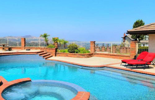 Stunning Panoramic Waterfront Pool Home Escape - Foto 40