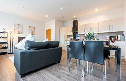 Luxury 1-Bed Apartment in JQ, Sleeps 3, Parking & Netflix, Ideal for contractors - Foto 10