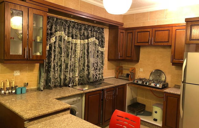 Sea View Luxury Furnished Flat - Photo 10