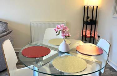 Spacious two bedrooms apartment for business and holiday - Foto 5