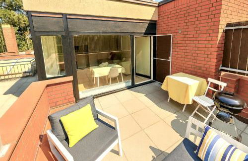 Ground Floor in Villa in Charlottenburg Garden View - Foto 19