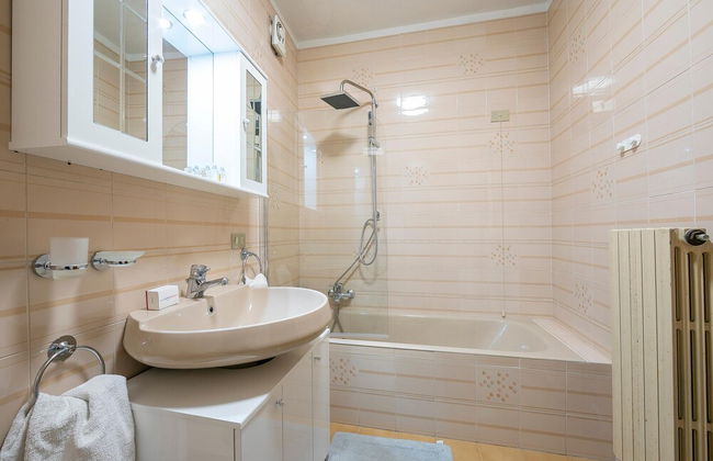 Alma - Near Lake in Sal - Photo 10