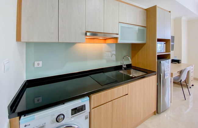 Modern Look Studio Room Menteng Park Apartment - Photo 10