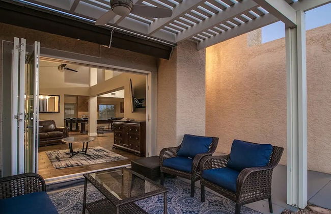 Spectacular Hilltop Home W/resort Like Backyard! - Foto 62