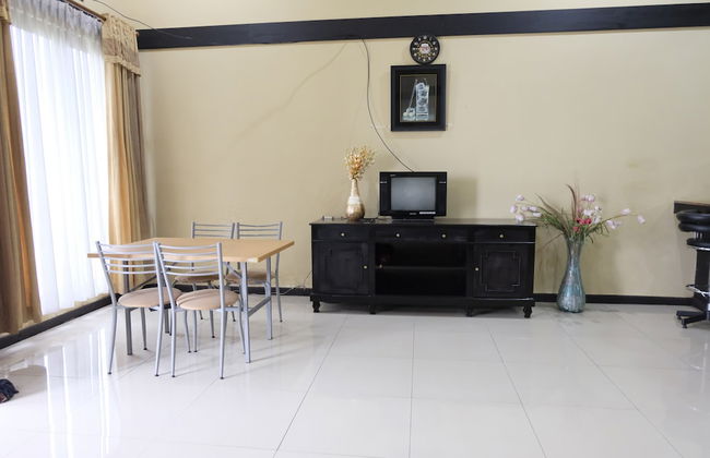 Aldeoz Ciater Cikole Villa Subang - Photo 12