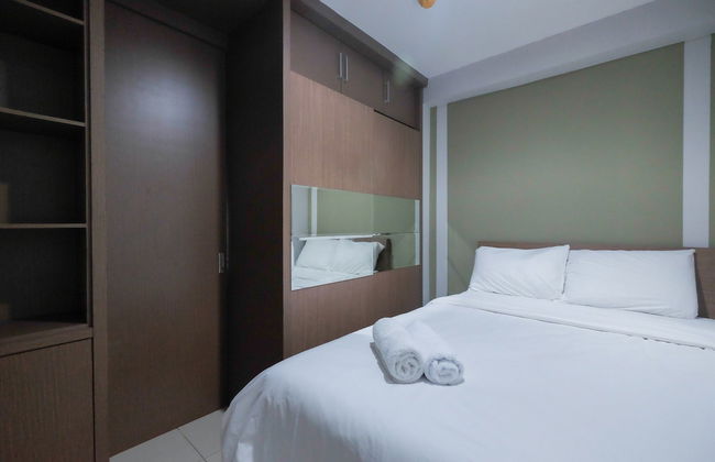 2BR with Sofa Bed Cervino Tebet Apartment - Foto 9