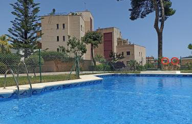 Céntrico apartamento cozy con piscina y parking - Foto 6