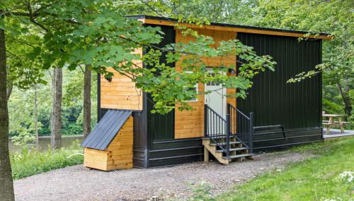 Riverside Tiny House with hot tub near Stowe - Foto 3