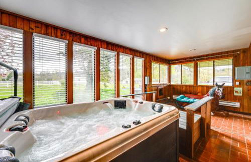 9 Mi to Spanaway Park Home with Indoor Hot Tub - Foto 12