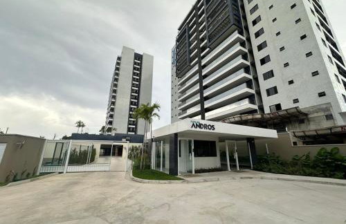 New, Pool, Fast Wi-Fi, Near the airport - Photo 9