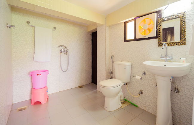 OYO 14132 Home Elegant 1BHK Kempty Road - Foto 23