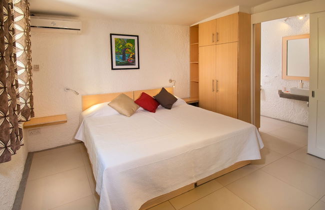 Gardens Retreat - Photo 10