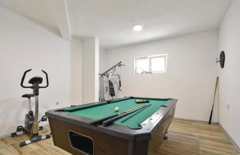 Nice Home In Zrnovnica-Split With Sauna - Foto 4