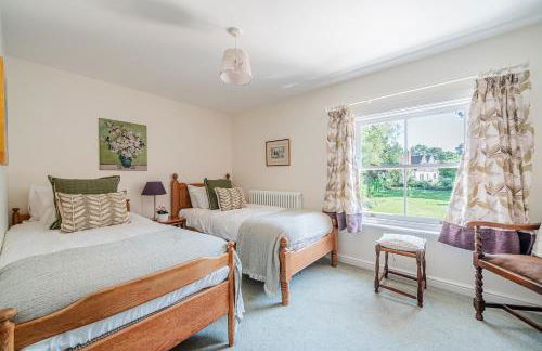 Beautiful Cottage in Brockenhurst with Forest View - Foto 14