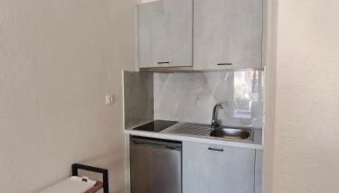 Daniela Apartments - Photo 4