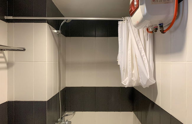 Comfort And Tidy 2Br At Cinere Bellevue Suites Apartment - Foto 17