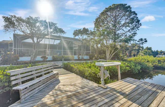 Waterfront Pool House w/ Heated Pool! - Foto 43