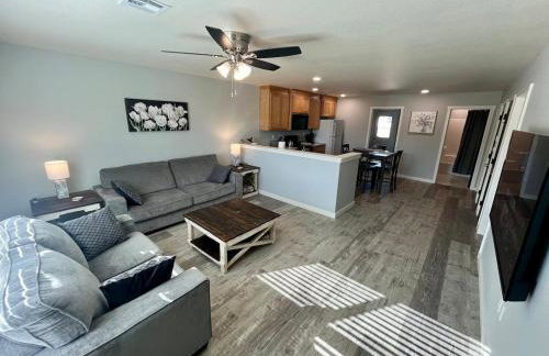 Perfect Location to Casino w King Beds - Foto 1