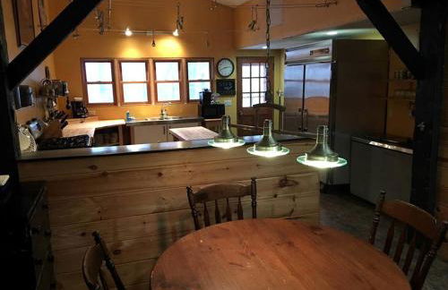 Spacious Vacation Rental for Large Groups in the White Mountains near Plymouth, New Hampshire - Foto 19