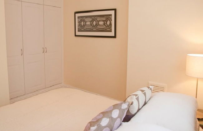 SHQ Apartments - Photo 37