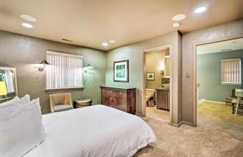 Immaculate Family Townhome - Walk to Beach! - Foto 21