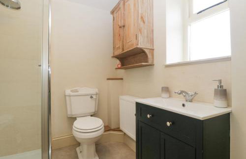 White Haywood Barn - Photo 23