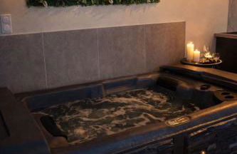 Eden House, Cocon sensuel et romantique avec jacuzzi - Foto 2