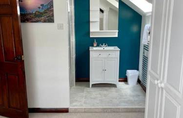 Outstanding 6 Bedroom House Cotton End, Bedford - Foto 44