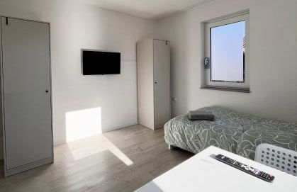 Ganze Wohnung - Küche - Balkon - Parkplatz - WLAN - bis zu 6 Personen - Foto 5