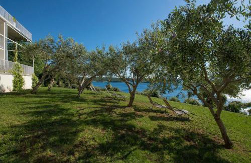 Zlatni Zalaz,Apartments,Supetarska Draga - Foto 23