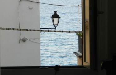 Sea View, in the old town Santo Stefano Al Mare - Foto 24