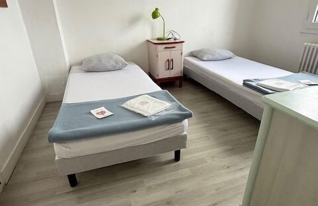 Hébergements le Camp D'auneau - Leboudubout - Foto 3