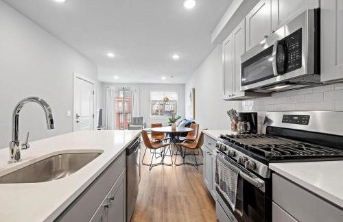 Luxurious Condo with Rooftop and Parking near University City - Foto 6