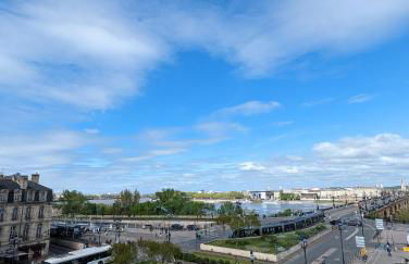 Appartement de charme sous les toits avec vue sur la Garonne - Foto 17