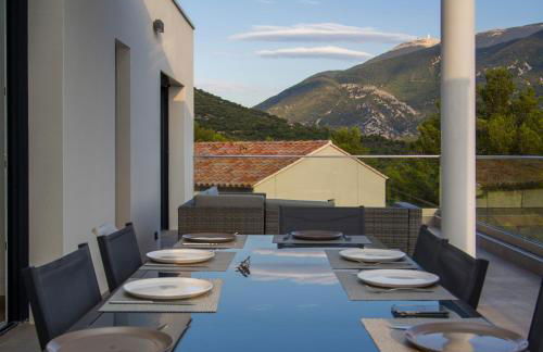 À mont nos hôtes 2 - Foto 16