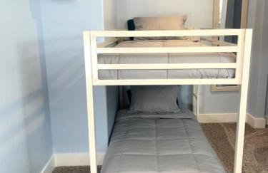 2 whole houses, Fire pit, Game room, feel at home. - Foto 37