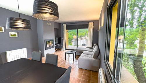 Caserna 13 - Moderna Casa de Pueblo en Maçanet - Foto 3