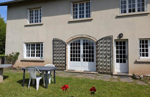 Maison calme avec grand terrain, proche commodités et sites médiévaux - FR-1-582-133 - Foto 21