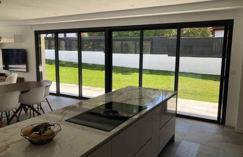 Villa de Luxe à Seignosse: Golf, Piscine Chauffée, Proche Plages - FR-1-791-25 - Foto 2