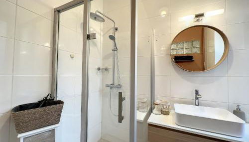 Appart LE SCANDINAVE - Maison 1911 - confort & prestige - Photo 3, towels, Shower, heating