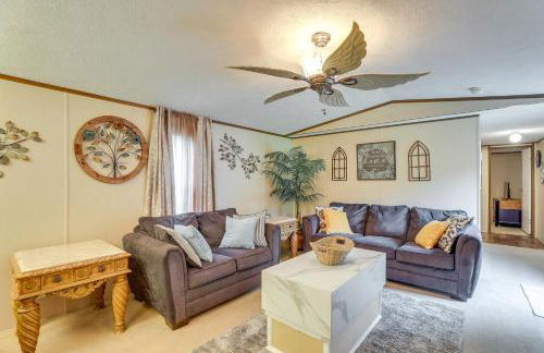 Bonneau Vacation Rental with Private Yard! - Foto 4