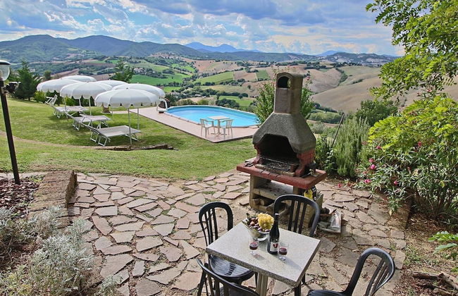 Apartment in Piticchio With Pool and BBQ - Photo 27