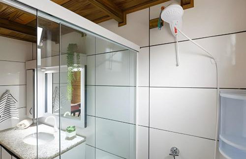 Casa Perto das melhores praias Florianópolis, 8 pessoas, ar condicionado, tv, wifi, cozinha completa, lavanderia, - Foto 50