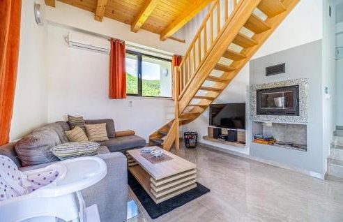 4 Bedroom Nice Home In Ivancici - Foto 3