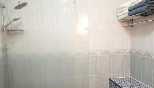 Villa - Sleeps 4 - Pool - Patio - Parking - Foto 5