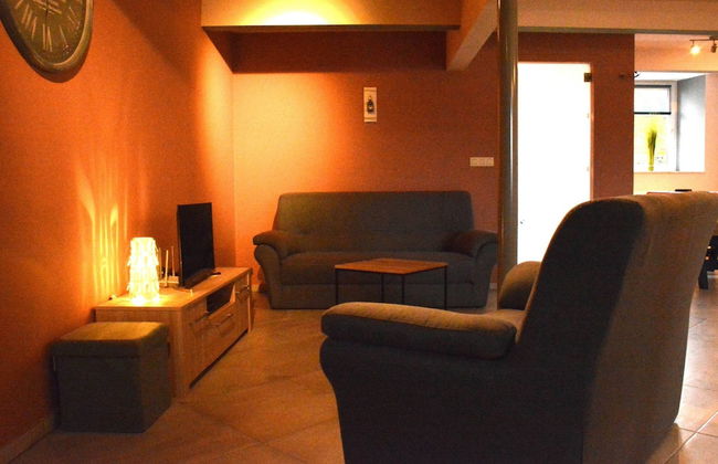 Vintage Holiday Home in Couvin near River - Foto 9