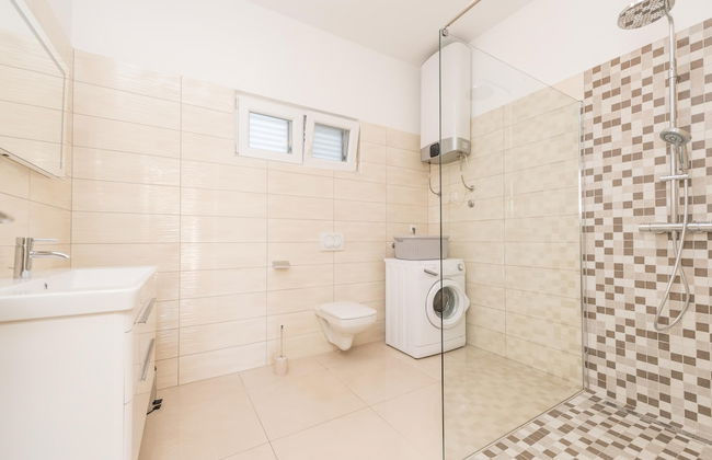 Family Friendly Pool House Ana - Foto 27